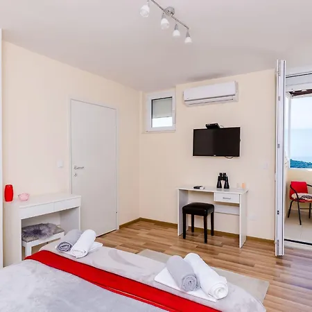 Vedrana- One-bedroom With Balcony And Sea View Apartman Dubrovnik