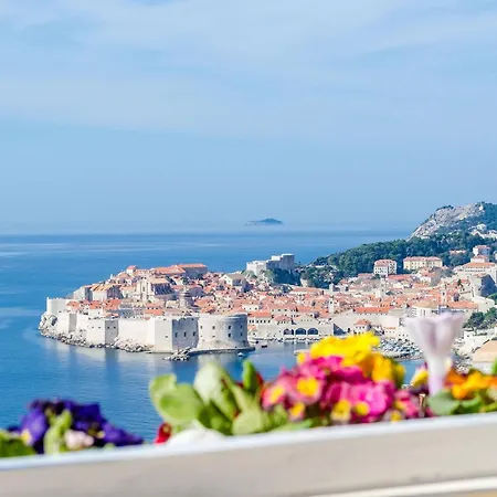 Apartman Vedrana- One-bedroom With Balcony And Sea View Dubrovnik