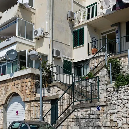 Apartman Vedrana- One-bedroom With Balcony And Sea View *