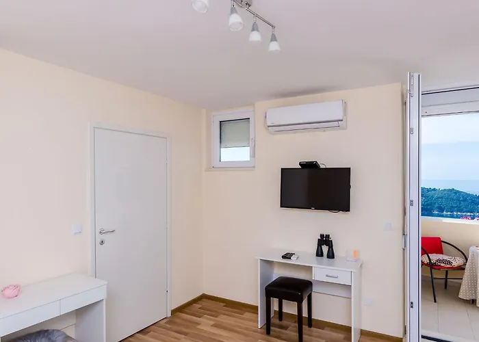 Διαμέρισμα Vedrana- One-bedroom With Balcony And Sea View Ντουμπρόβνικ