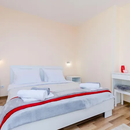 Vedrana- One-bedroom With Balcony And Sea View 杜布罗夫尼克
