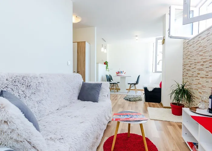 Vedrana- One-bedroom With Balcony And Sea View