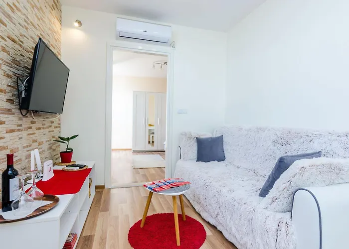 Appartement Vedrana- One-bedroom With Balcony And Sea View