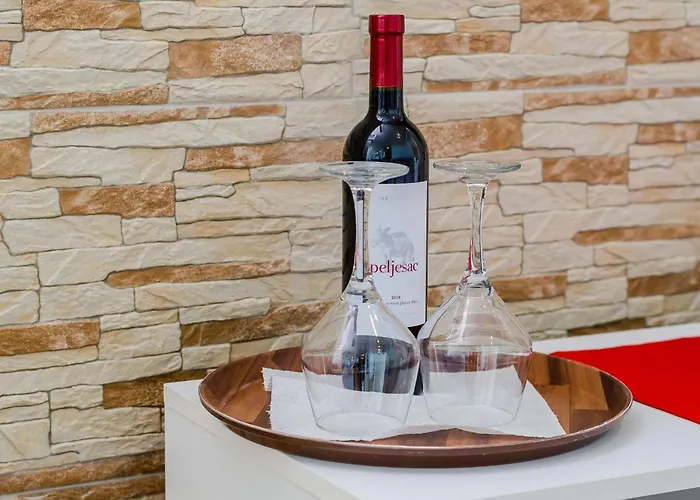 Vedrana- One-bedroom With Balcony And Sea View دوبروفينك