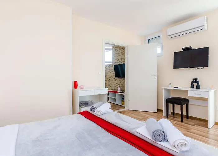 Vedrana- One-bedroom With Balcony And Sea View دوبروفينك