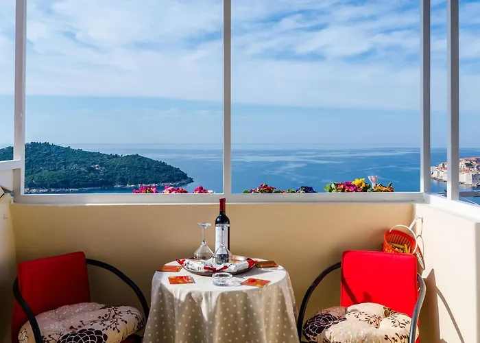 Vedrana- One-bedroom With Balcony And Sea View شقة