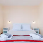 Vedrana- One-bedroom With Balcony And Sea View